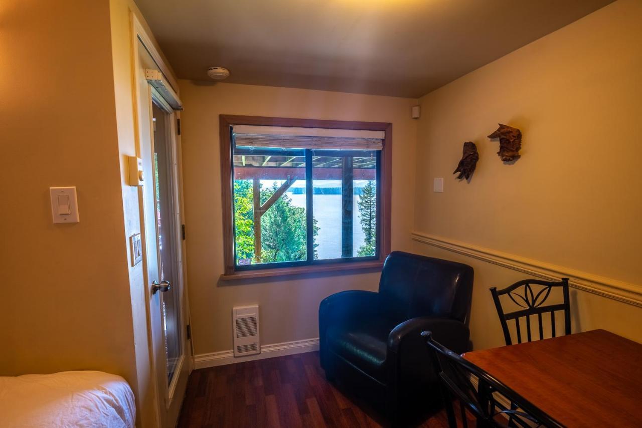 The Fraser River'S Edge B&B Lodge Chilliwack Exterior photo